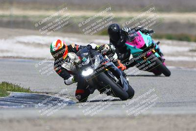 media/Mar-22-2025-TrackDaz (Sat) [[0456df0c41]]/Group B/Session 3 (Outside Grapevine)/